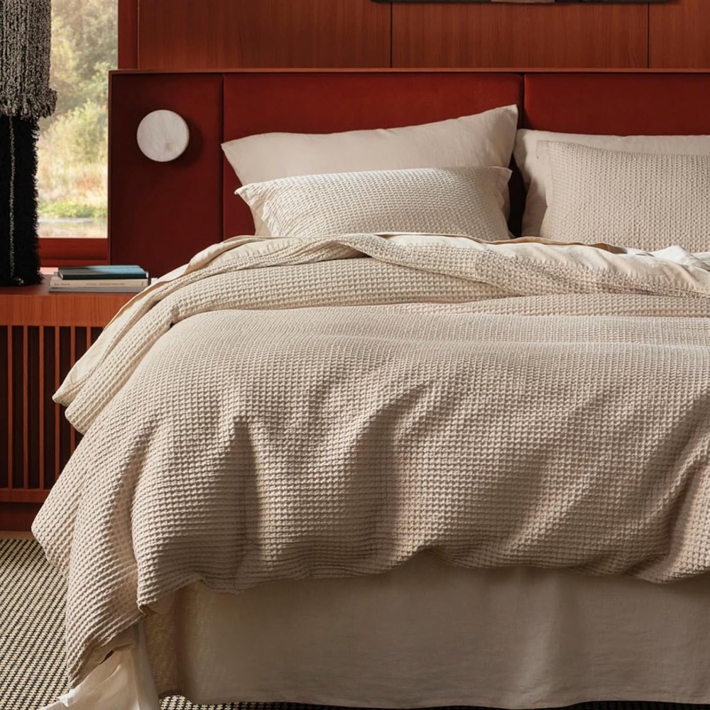 NWOT Khaki Waffle-Textured King Cotton Duvet Cover Set - Neutral Bedding